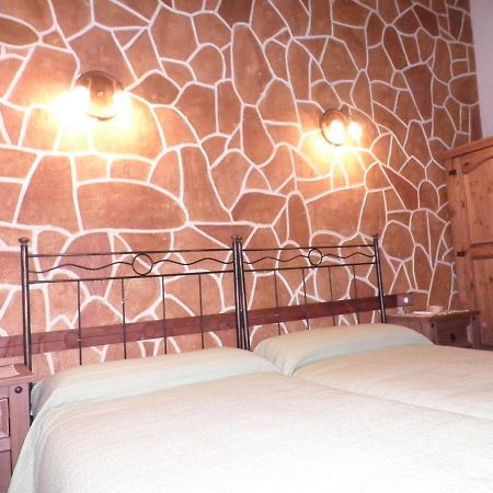 La Cueva Del Lince Guest House Zarza De Granadilla Eksteriør bilde