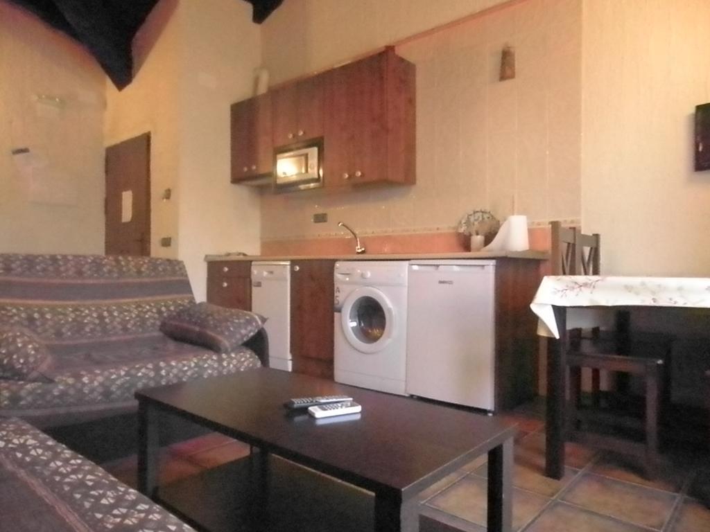 La Cueva Del Lince Guest House Zarza De Granadilla Eksteriør bilde