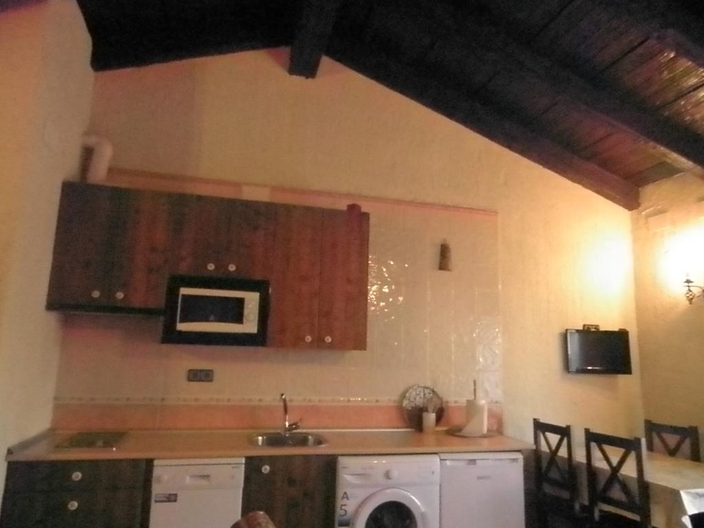 La Cueva Del Lince Guest House Zarza De Granadilla Eksteriør bilde